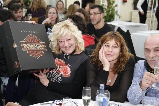 Fund. Alas y Comida de Navidad, foto 76 de 138, de Ángel González Reyes