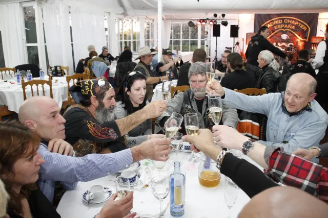 Fund. Alas y Comida de Navidad, foto 123 de 138, de Ángel González Reyes
