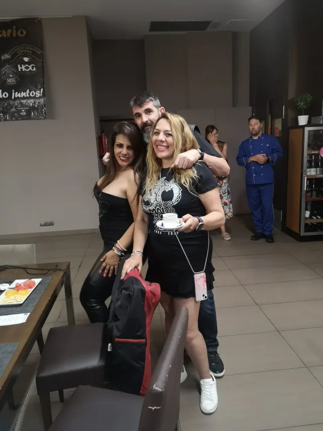 Re-hermanamiento, foto 3 de 104, de Vicente Sotoca