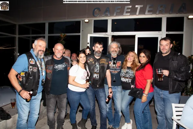 Re-hermanamiento, foto 10 de 104, de Roger Mente