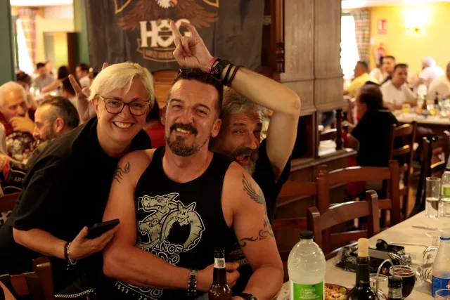 Re-hermanamiento, foto 57 de 104, de Ángel González Reyes