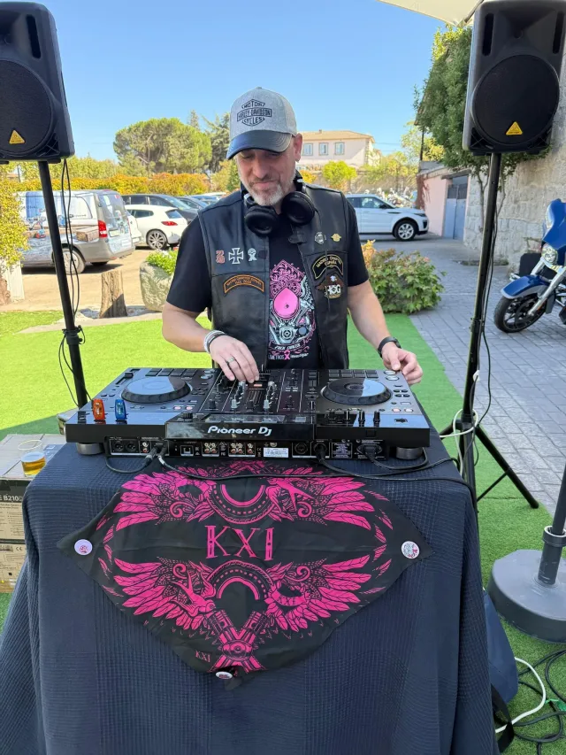 Kilómetros X investigar. Fin de fiesta, foto 79 de 122, de Miguel Ángel Novo