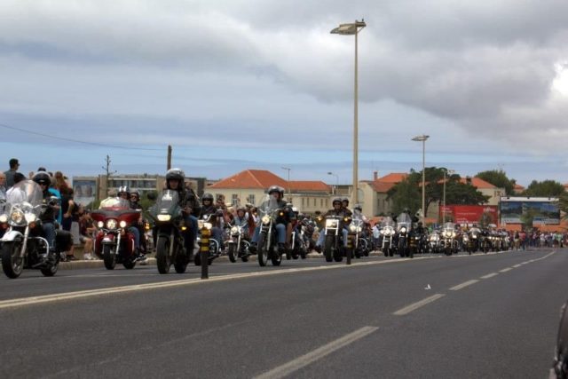 HOG RALLY CASCAIS - Desfile de Banderas